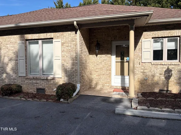 176 S Austin Springs Rd APT 4, Johnson City, TN 37601
