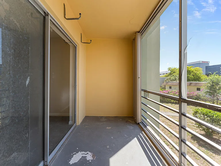 1638 Embassy Dr #208 — Photo 29