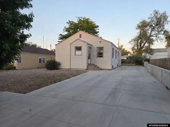 1435 S Willow St, Casper, WY 82604