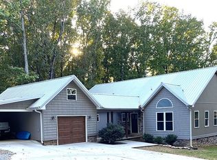 4955 Ringgold Rd, La Fayette, GA 30728