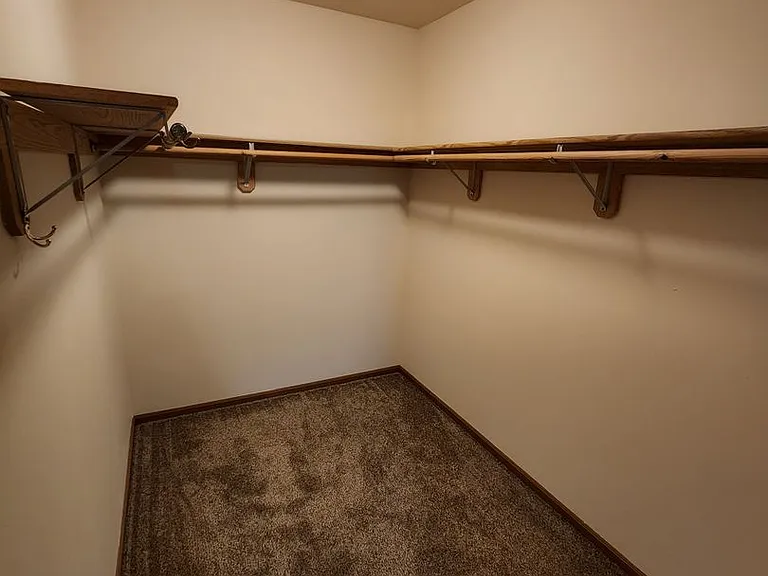 Badger Place Apartments — Photo 4