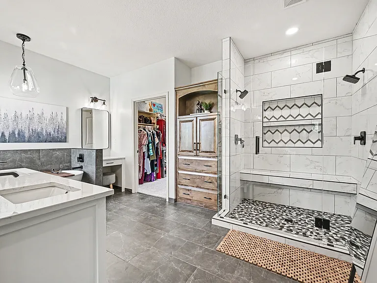 Primary Ensuite
