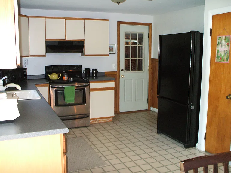 144 S Pier Rd — Photo 4