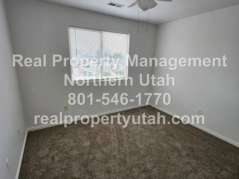 153 E 2400 S — Photo 15