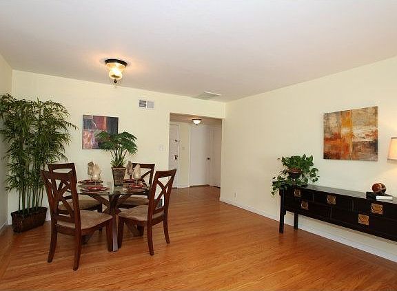 4th image of 1584 De Anza Way