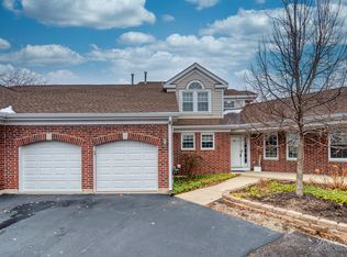 1666 Edgewood Dr #1666, Algonquin, IL 60102