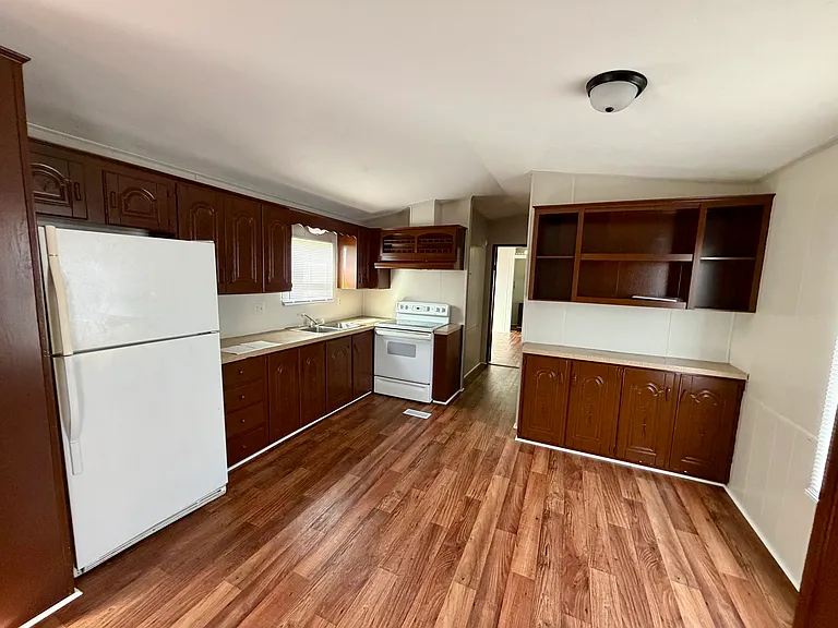 1402 Chicopee Rd #60 — Photo 3
