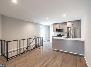 1906 Bainbridge St #A, Philadelphia, PA 19146