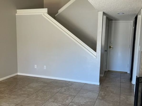 1 Rio Bravo Dr UNIT A-D