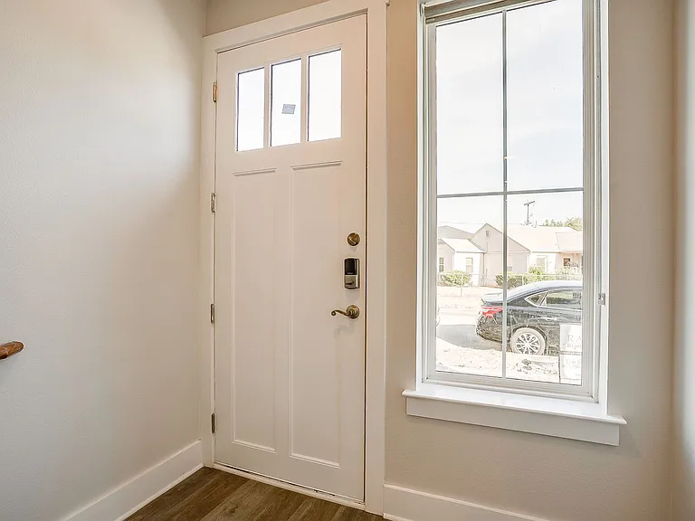 2323 Benbrook Blvd — Photo 6