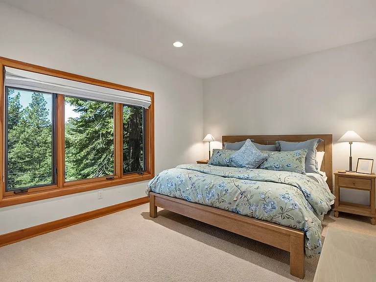 577 Eagle Dr — Photo 21