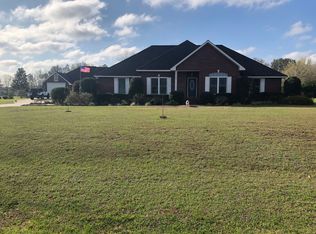 5109 Remington Rd, Moss Point, MS 39562