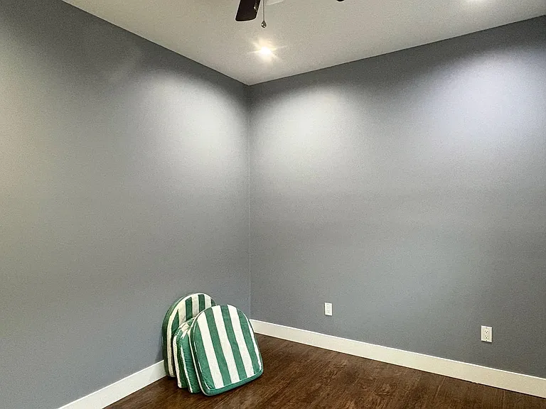 1309 Ewen Ave — Photo 8