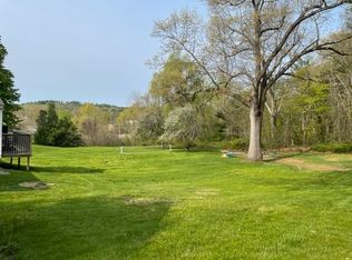 54 Rundlett Hill Rd, Bedford, NH 03110