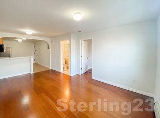 30-37 30th St #R2R, Astoria, NY 11102