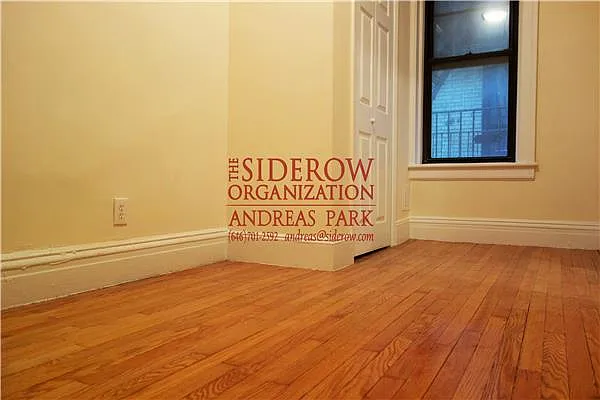 Rented by Siderow Residential Group | media 9