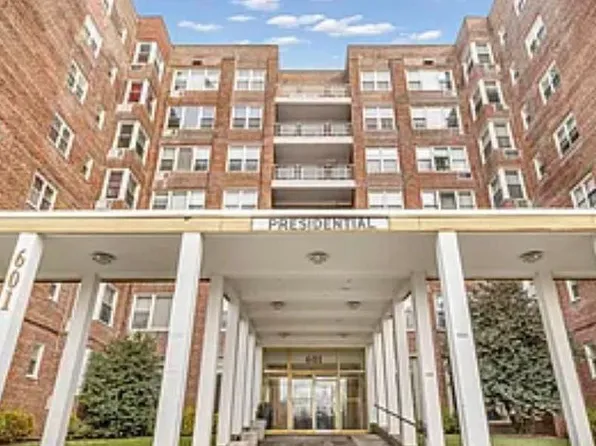 601 Kappock St APT 6L, Bronx, NY 10463