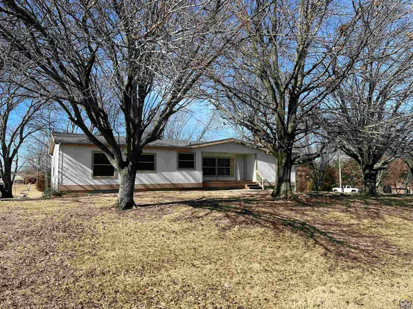 1015 SE Shawnee Heights Rd, Tecumseh, KS 66542