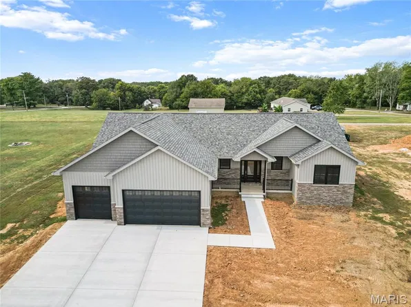 306 West St, Taylor Springs, IL 62089