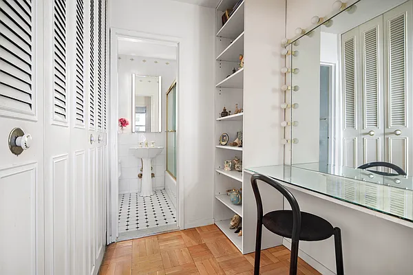 Sold by Brown Harris Stevens | media 7