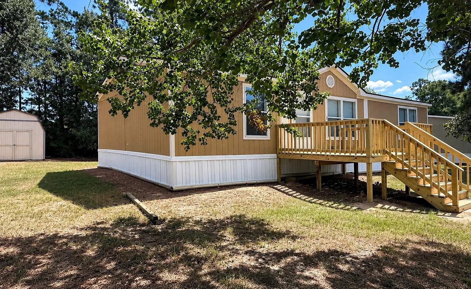 3 bed, 2.0 bath, 1512 sqft, $1,600 — Photo 1