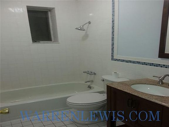 3rd image of 439 1st St APT 1L