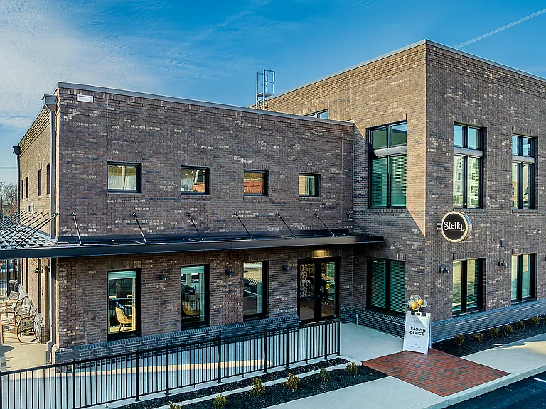 Stella Apartments