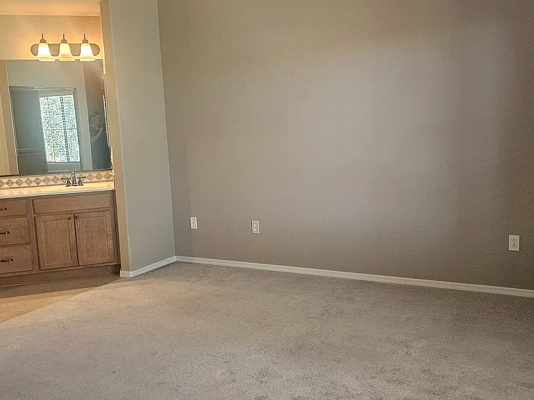 1100 Deodora Ln #206 — Photo 10
