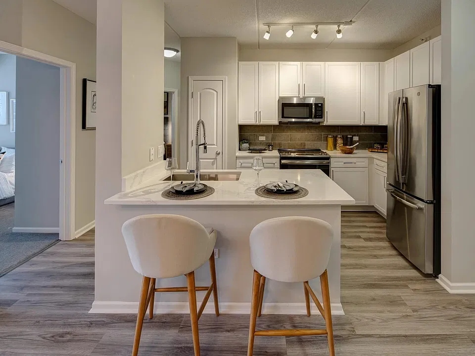 The Majestic Luxury Apartments