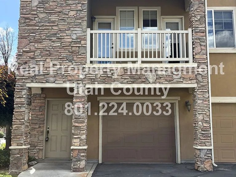 1492 W 50 N — Photo 16