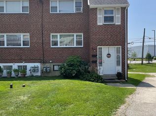 521 Donna Cir, Broomall, PA 19008