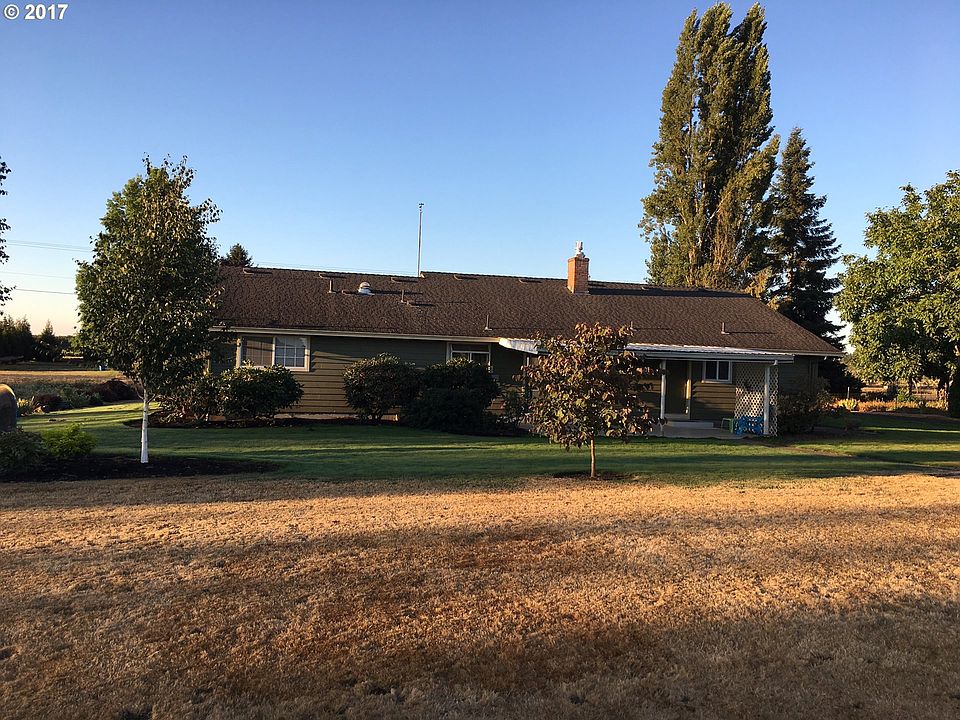 2nd image of 9333 Mount Angel Gervais Rd NE