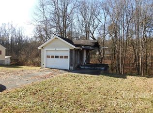 1621 Austin Traphill Rd, Elkin, NC 28621