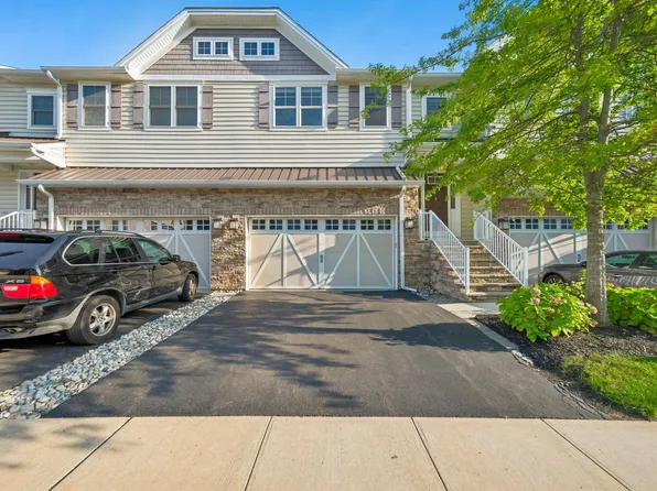 56 Eckert Dr, Lincroft, NJ 07738
