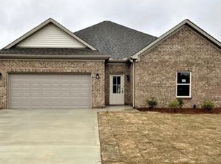 10 Hawk Ln, Lincoln, AL 35096