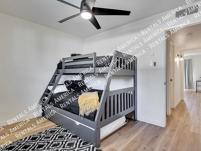 1430 E Bell De Mar Dr — Photo 12
