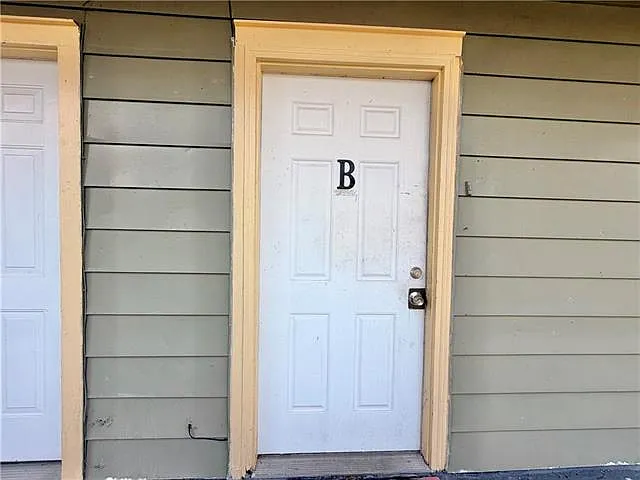 1 bed, 1.0 bath, 800 sqft, $895 — Photo 3
