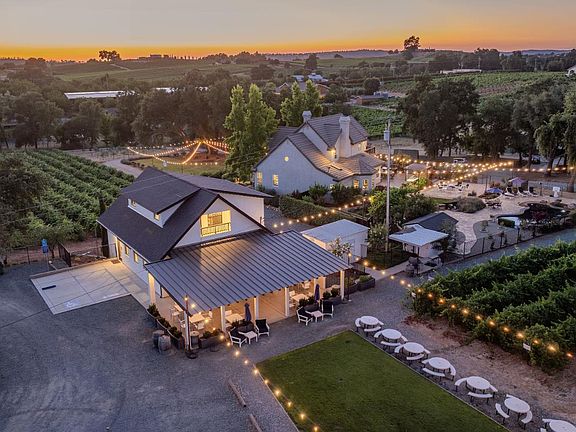 2nd image of 10786 Shenandoah Rd