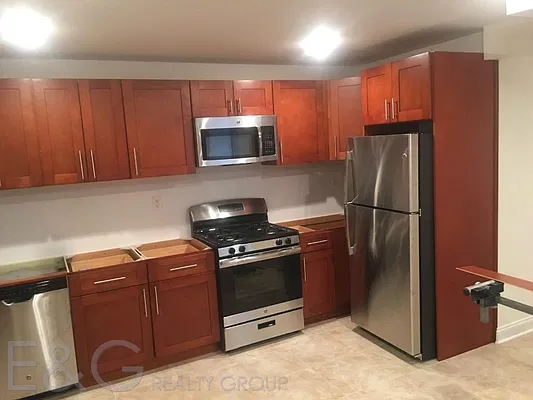 Rented by E and G Realty Group | media 6