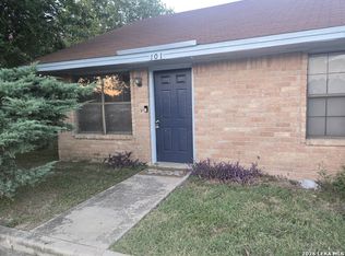 320 Station St APT 101, Converse, TX 78109