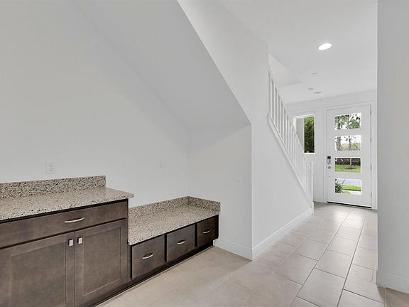 3rd image of 9868 BUCKLOW HILL DRIVE