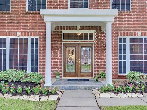 4th image of 3002 E Elm Cir