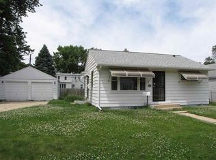 316 Renrose Ave, Loves Park, IL 61111