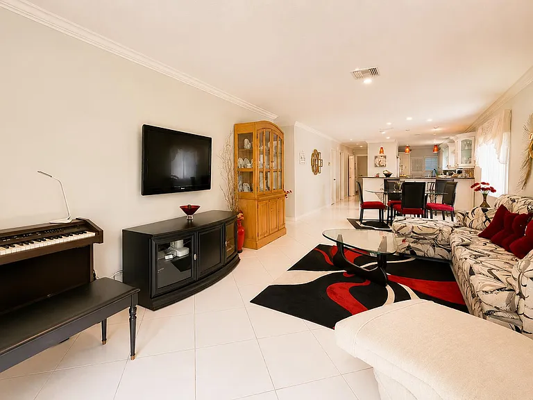 13640 Coconut Palm Ct #B — Photo 3