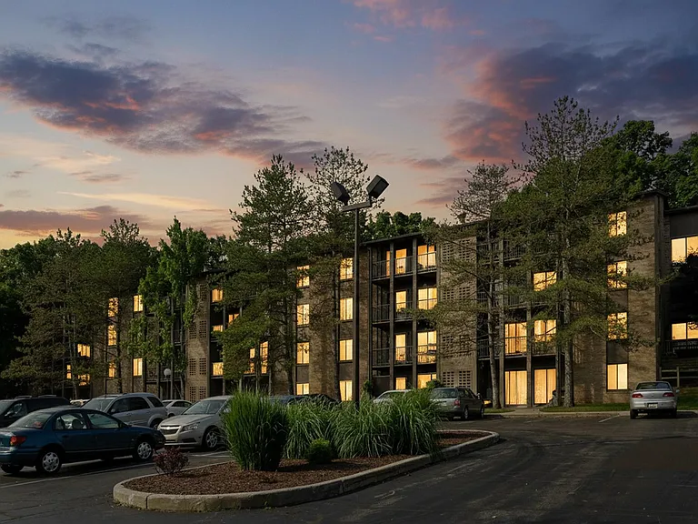 Winchell Way Apartments — Photo 26