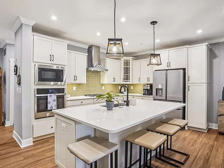 3000 Herons Nest Way #11 — Photo 3