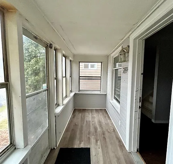 789 Bridge Ave — Photo 2