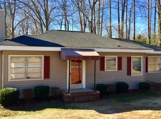 122 Circle Dr, Greer, SC 29650