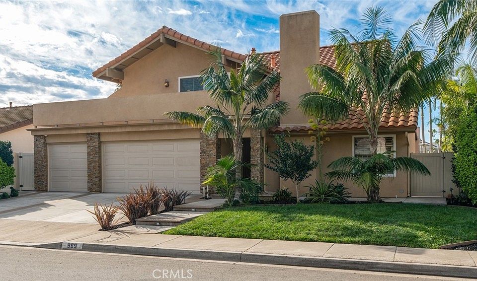 1st image of 969 Azalea Dr