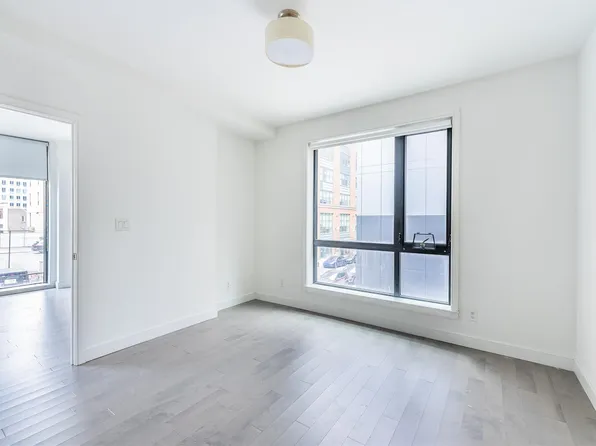 41-04 27th St #7C, Long Island City, NY 11101